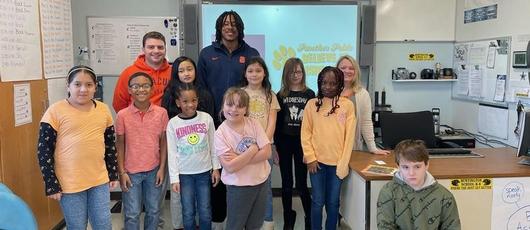 Syracuse Football Players Inspire SCSD Elementary and Middle School Students